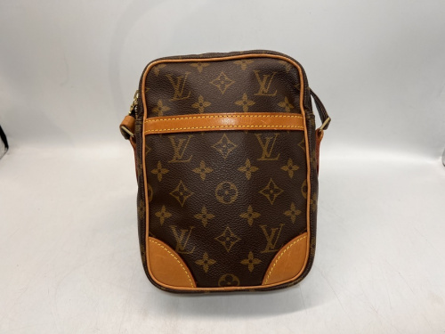 LOUIS VUITTONのショルダーバッグ