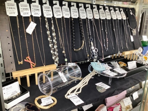 アクセサリーのブランドアクセサリー