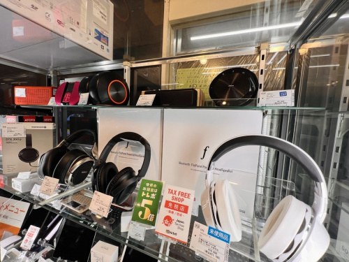 ヘッドフォン