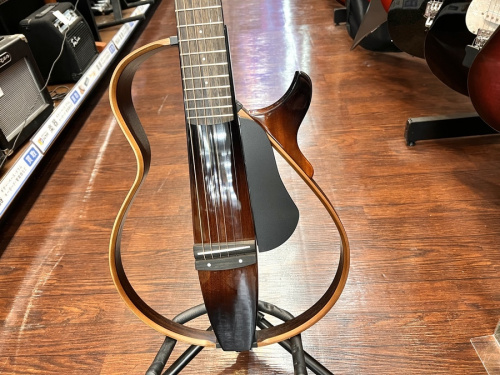 ギターのYAMAHA