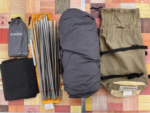 キャンプ用品のアライテント