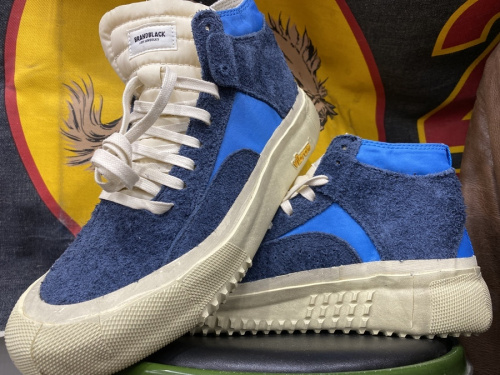 メンズファッションのスニーカー