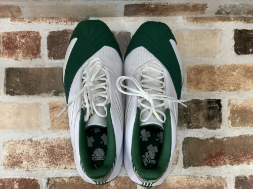 T-MAC1のadidas