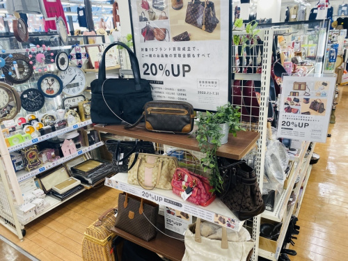 ギターのエレキギター