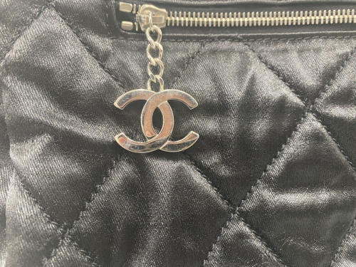 トートバッグのCHANEL