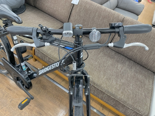 自転車の電動アシスト自転車