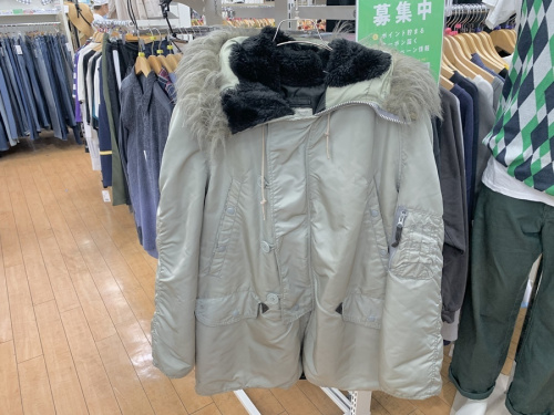 コートのN-3Bタイプジャケット