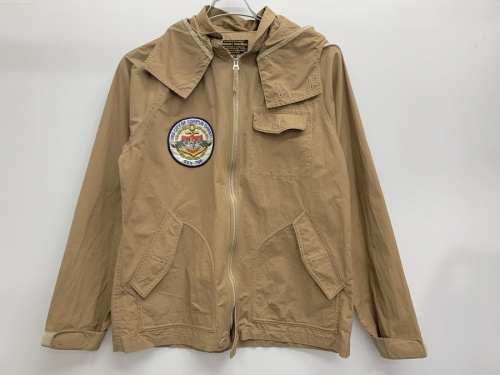 フーデットジャケットのPherrow's