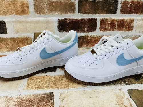 NIKEのAIR FORCE1