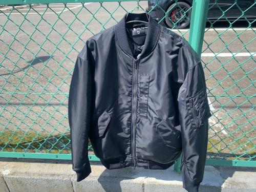 トップスのジャケット