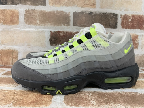 NIKEのエアマックス95