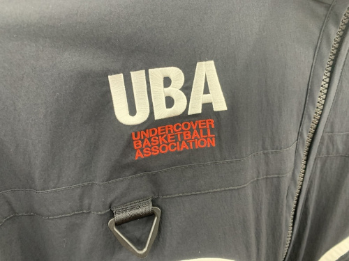 ジャケットのナイロンジャケット