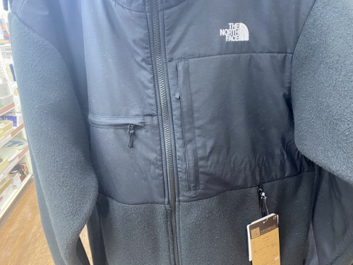 ジャケットのTHE NORTH FACE