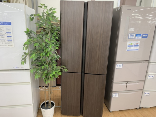 生活家電の4ドア冷蔵庫