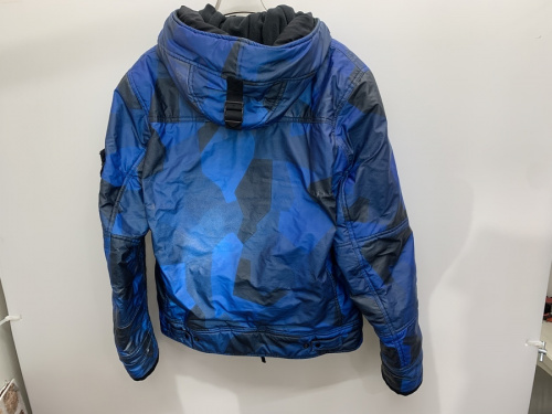 アウトドアのSTONE ISLAND