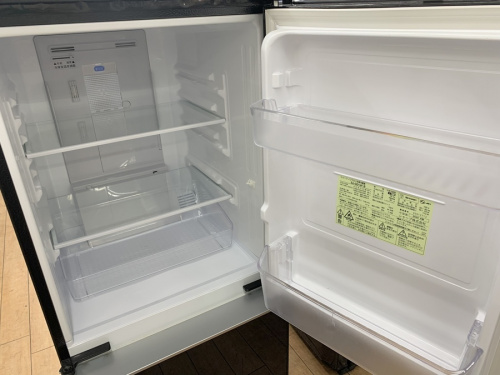 冷蔵庫の2ドア冷蔵庫
