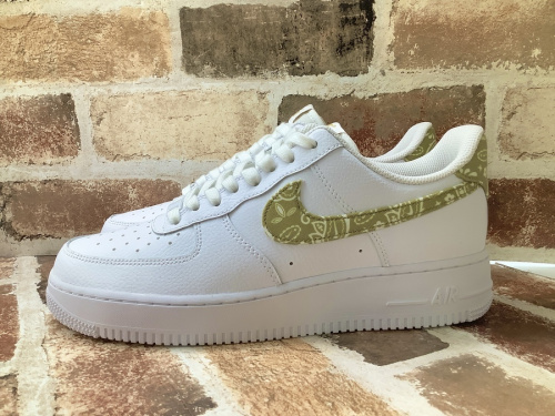 AIR FORCE 1 07 ESS PAISLEYのNIKE
