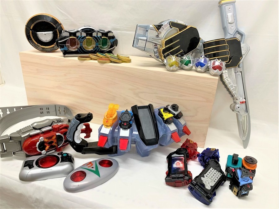 平成 2期】DX 仮面ライダーベルト 多数買取入荷いたしました