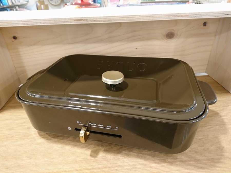 BURNO(ブルーノ)のコンパクトホットプレートを紹介いたします！！トレジャーファクトリーつくば店 BRUNO (ブルーノ) ホットプレート BOE021 2021年製｜トレファクONLINE