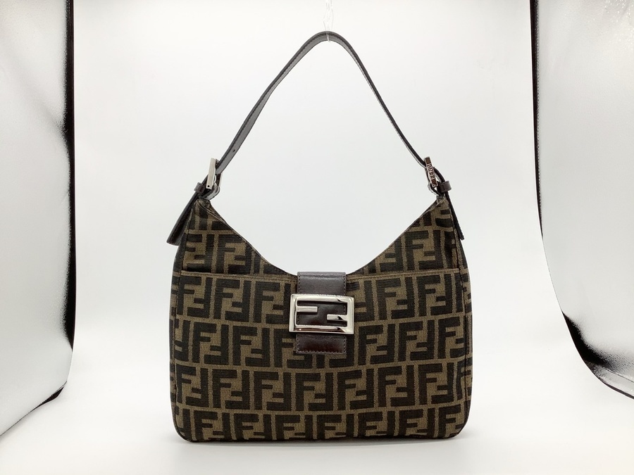 FENDI(フェンディ) ズッカ柄 ショルダーバッグが買取入荷しま