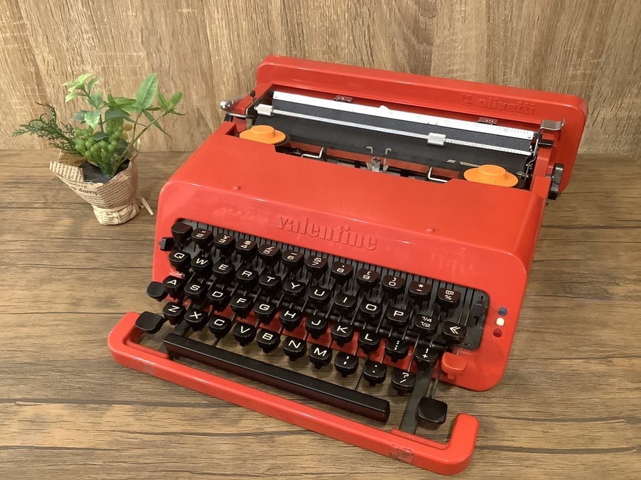 インテリア雑貨】Olivetti valentine(オリベッティ ヴァレンタイン)が