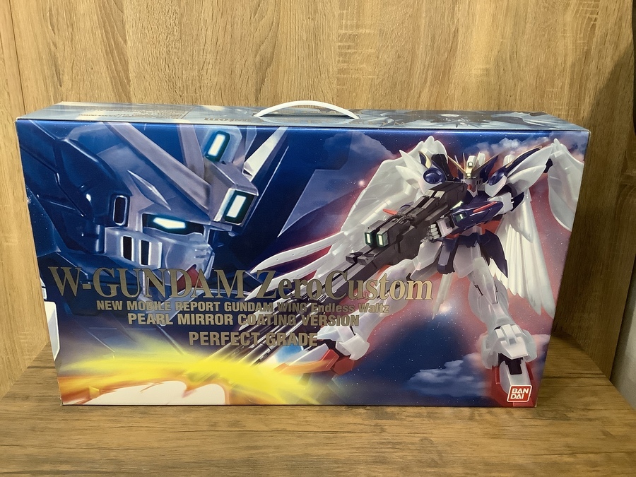 パーフェクトグレード ウイングガンダム pg ガンプラ ガンダム 圧倒的存在感！】憧れだったガンプラ『PGウイングガンダムゼロ