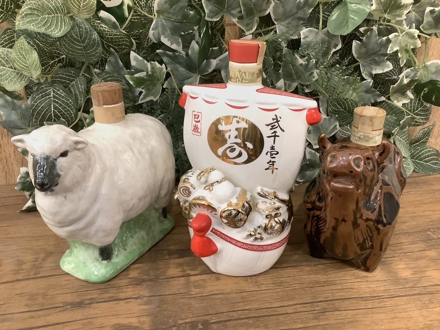 SUNTORY（サントリー）ROYALウイスキー 干支ボトルが多数買取入荷しま