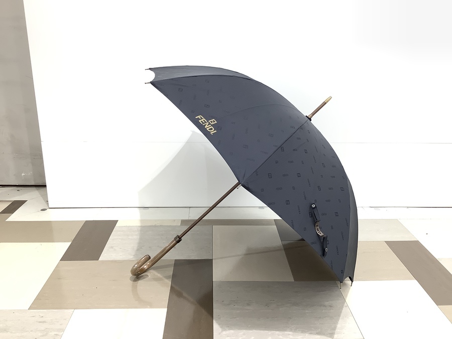 【スマホで購入】梅雨に向けてFENDI（フェンディ）の傘をご紹介！【二俣川店】 [2021.05.29発行]｜リサイクルショップ トレジャー