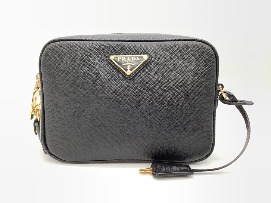 スマホで購入】PRADA(プラダ)ショルダーバッグが買取入荷致し スマホで購入】PRADA(プラダ)ショルダーバッグが買取入荷致し