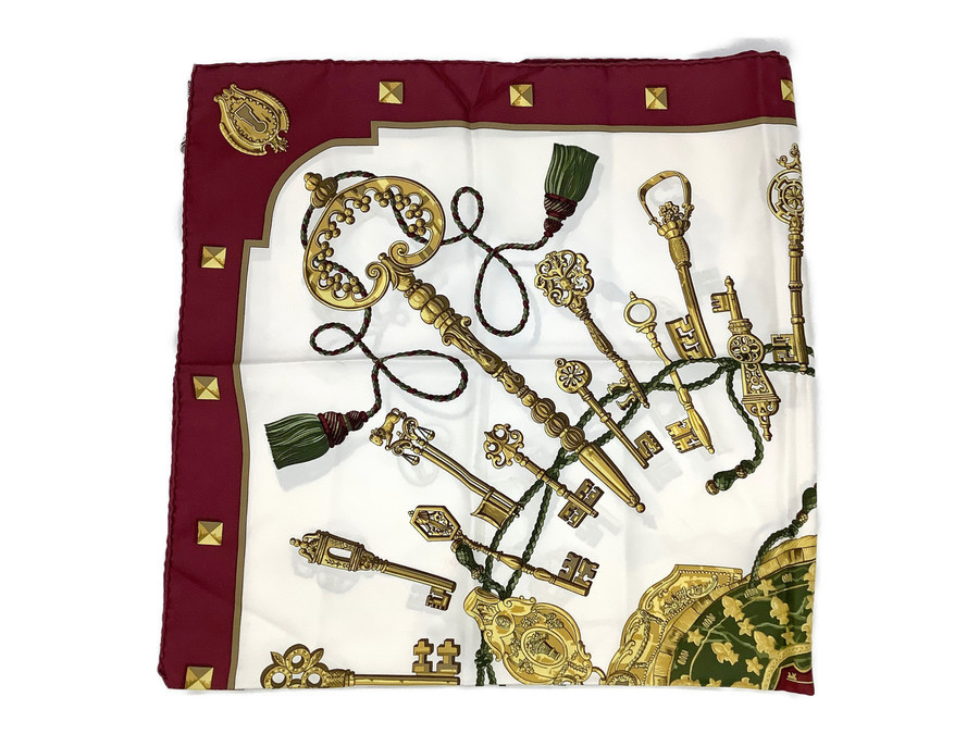 スマホで購入】HERMES （エルメス）スカーフ LES CLES(鍵柄) カレ90の