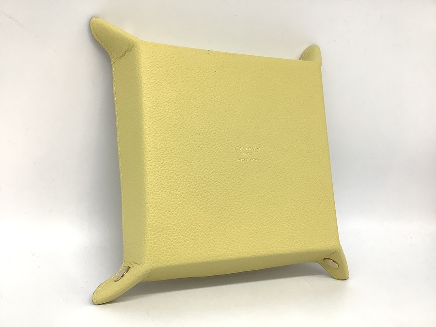 スマホで購入】LOUIS VUITTON(ルイヴィトン) ノベルティ ジュエリー