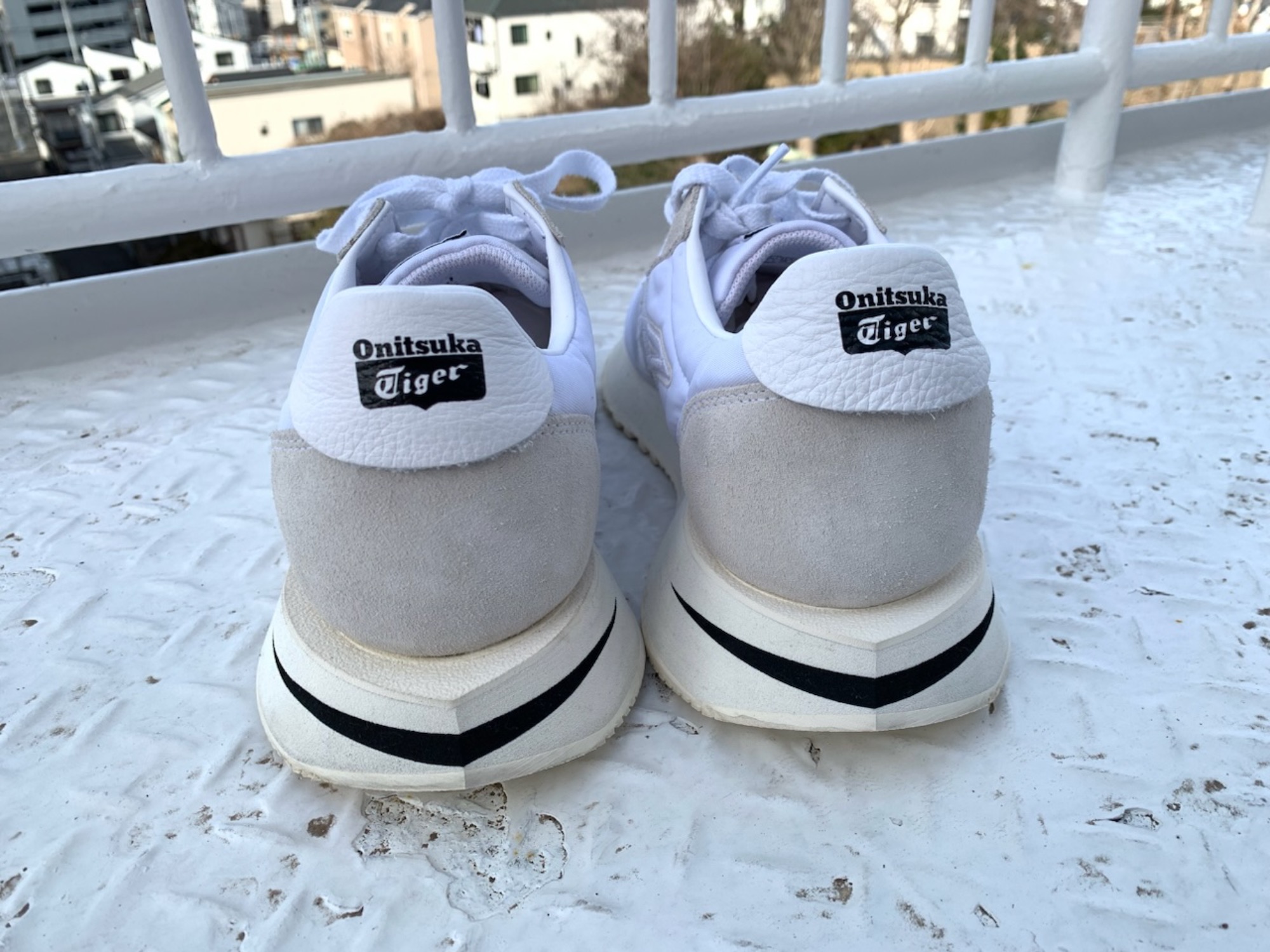 Onitsuka Tiger(オニツカタイガー)MOAGE MO 白スニーカーが買取