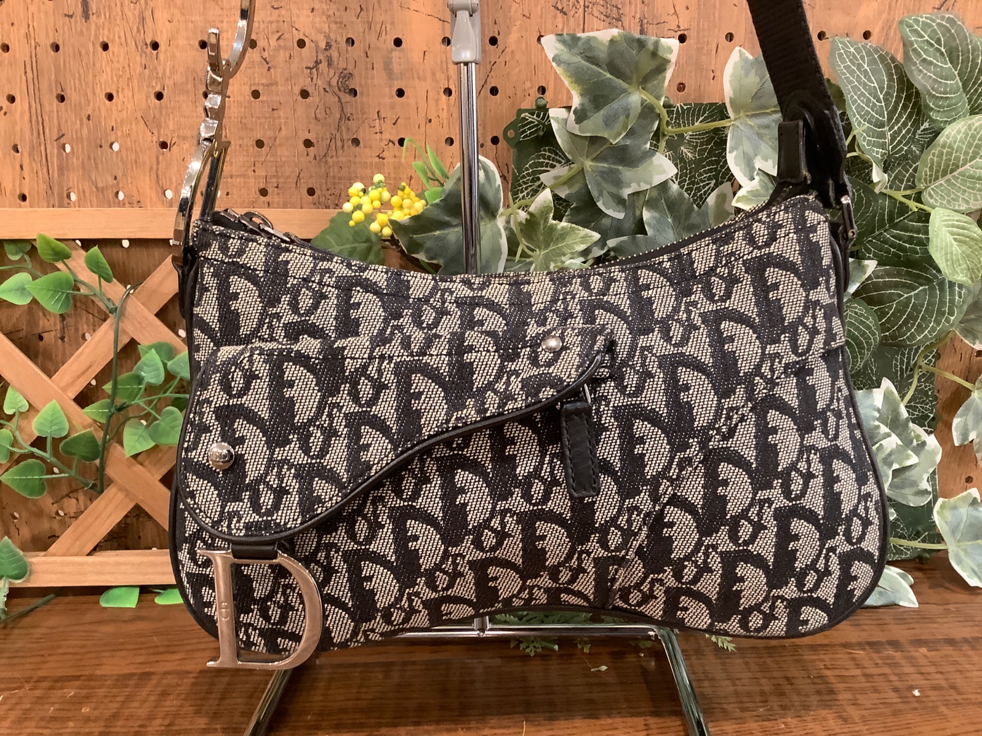 Christian Dior(クリスチャン・ディオール）トロッターワンショルダー