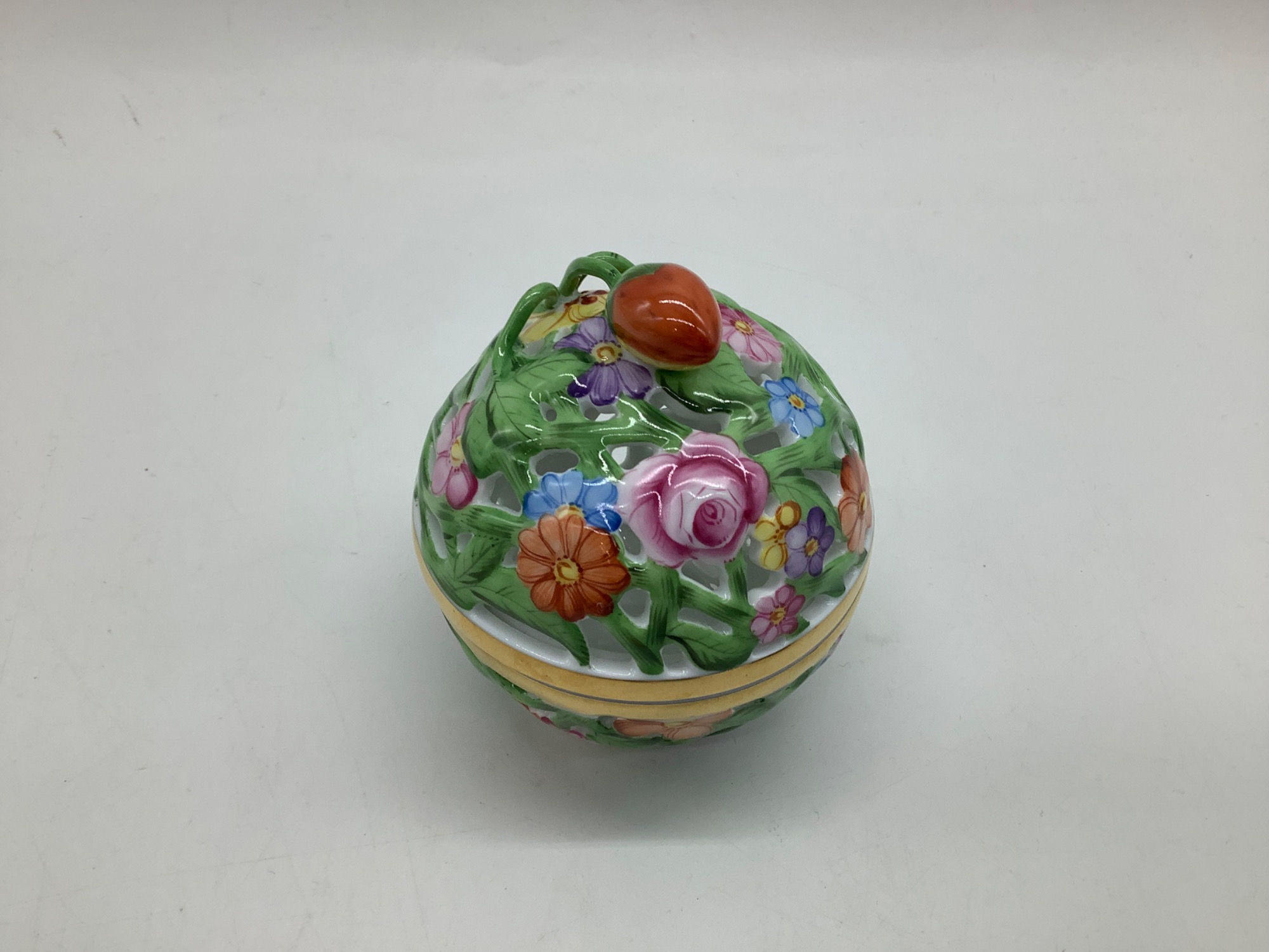 HEREND（ヘレンド）のボンボニエールが買取入荷致しました！｜2023年04