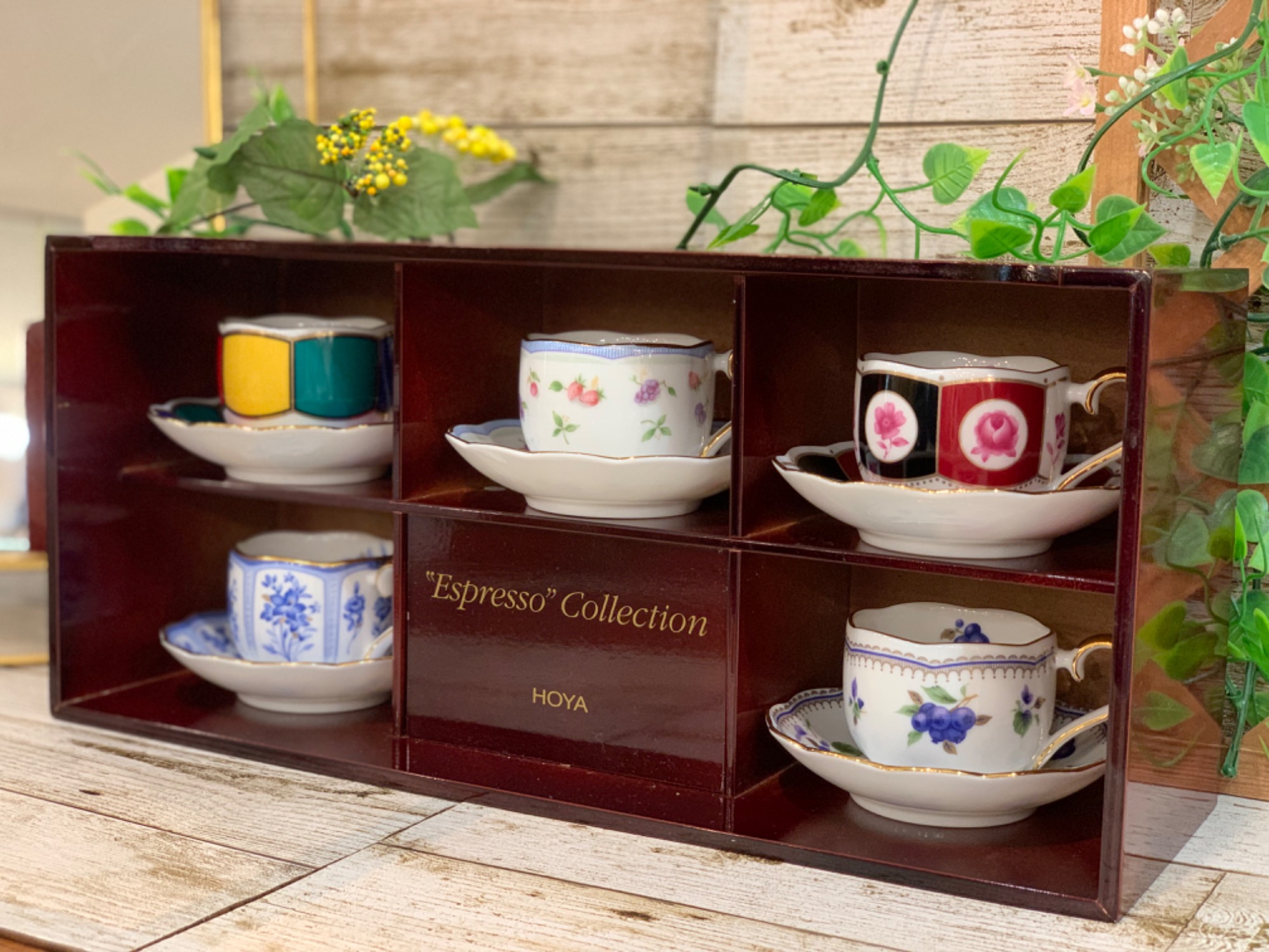 HOYAのカップ＆ソーサー（エスプレッソコレクション）が買取入荷致し