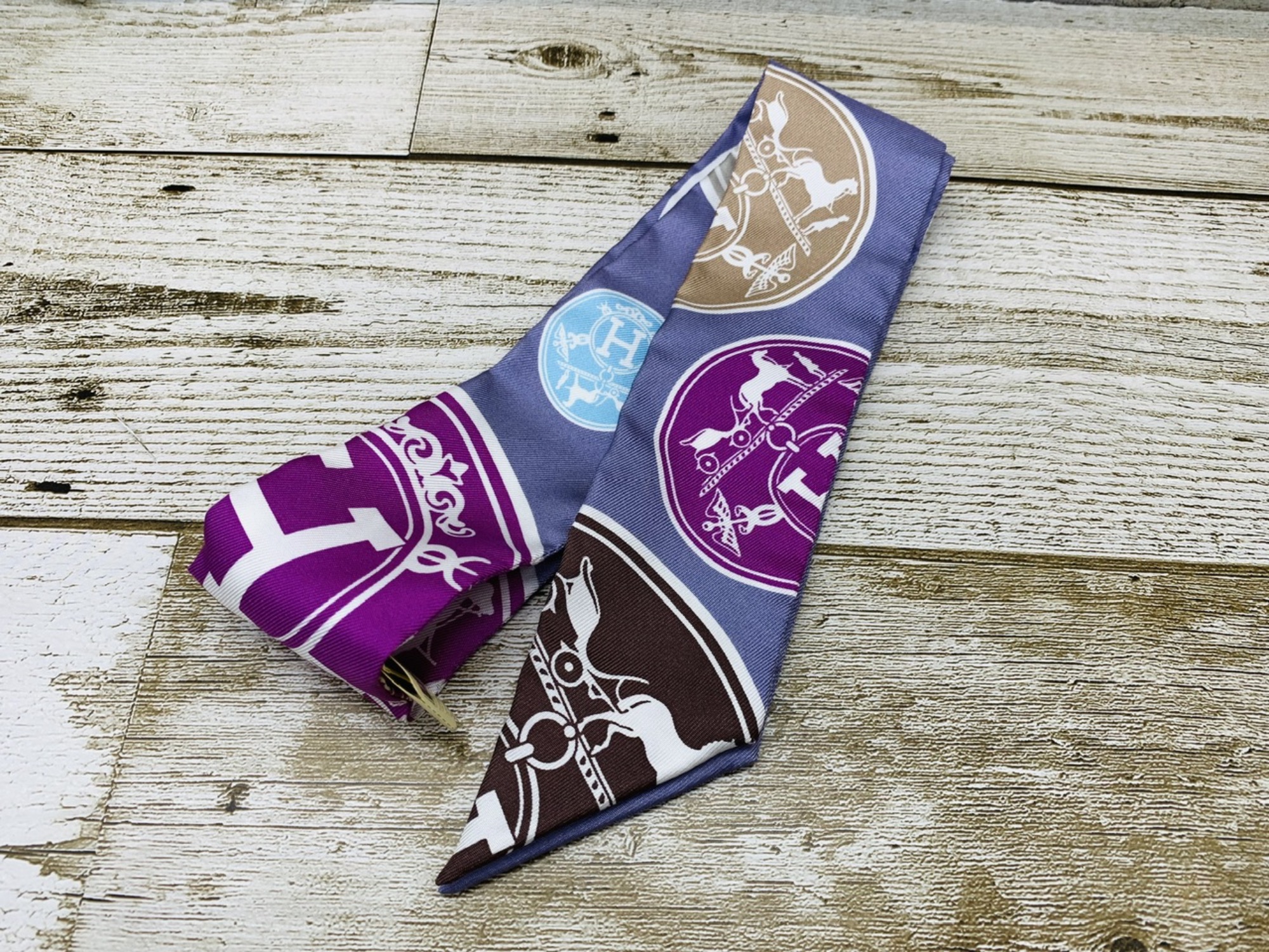 HERMES(エルメス)のスカーフ『ツイリー』を買取入荷致しました！｜2023