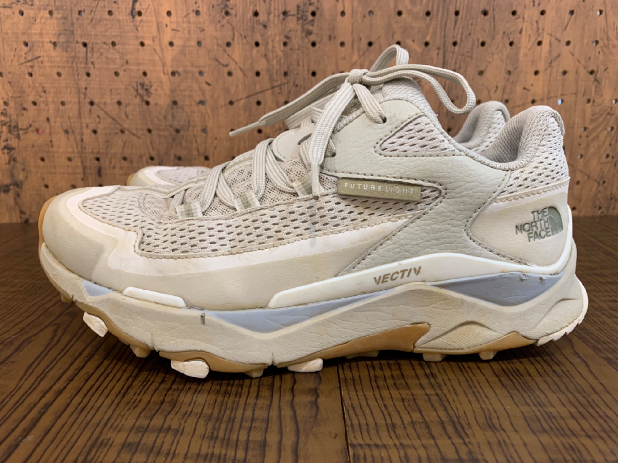 THE NORTH FACE(ザ・ノース・フェイス)のスニーカー『ベクティブ
