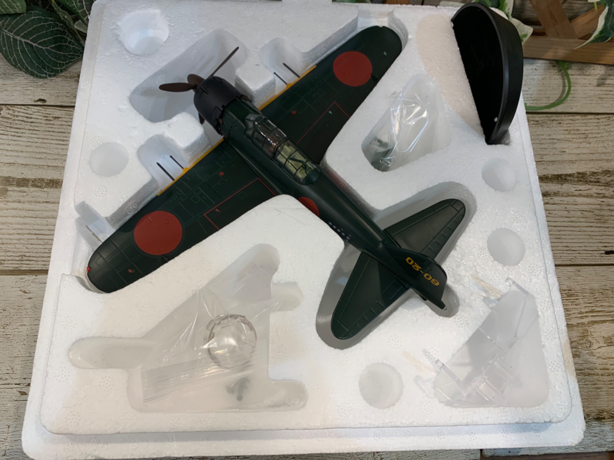 模型：飛行機 AOSHIMA：1/48 三菱A6M5 c零式艦上戦闘機 五二型 第203