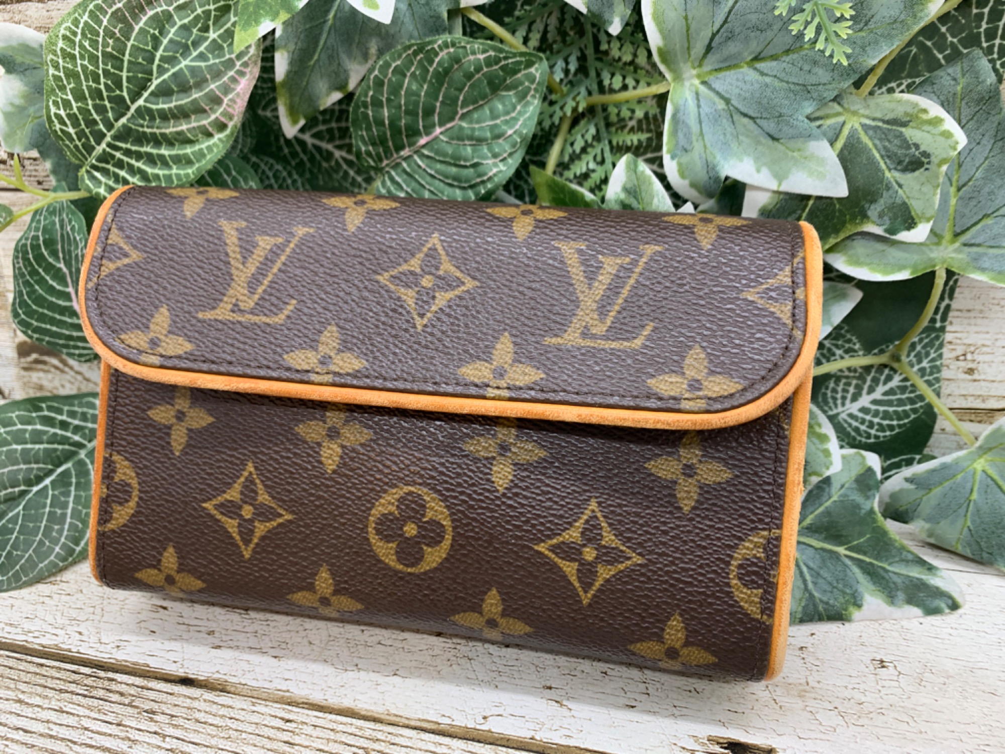 LOUIS VUITTON(ルイ・ヴィトン)のポシェットフロランティーヌを