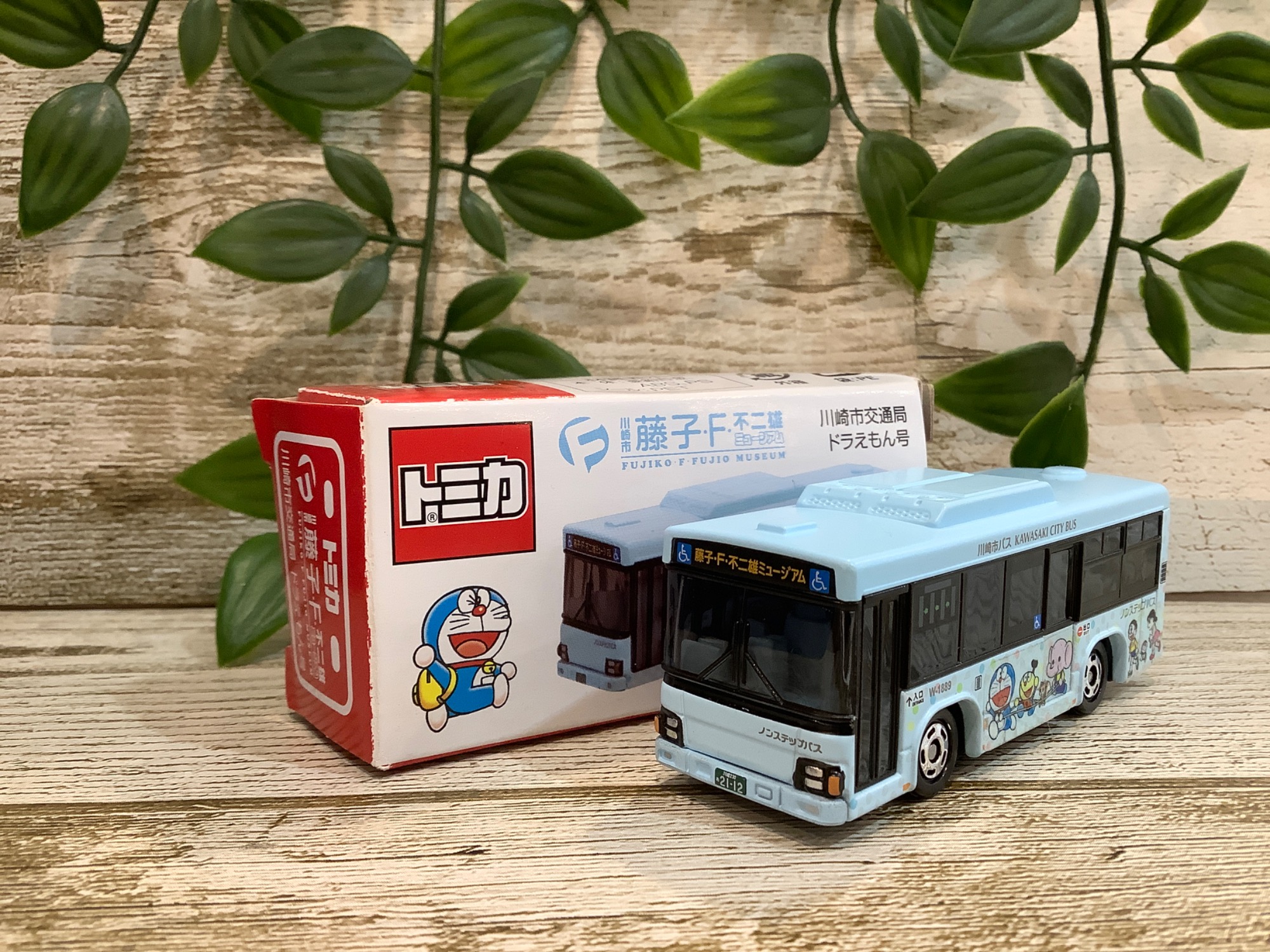 トミカ『いすゞエルガ 川崎市交通局 ドラえもん号』を買取入荷致しまし