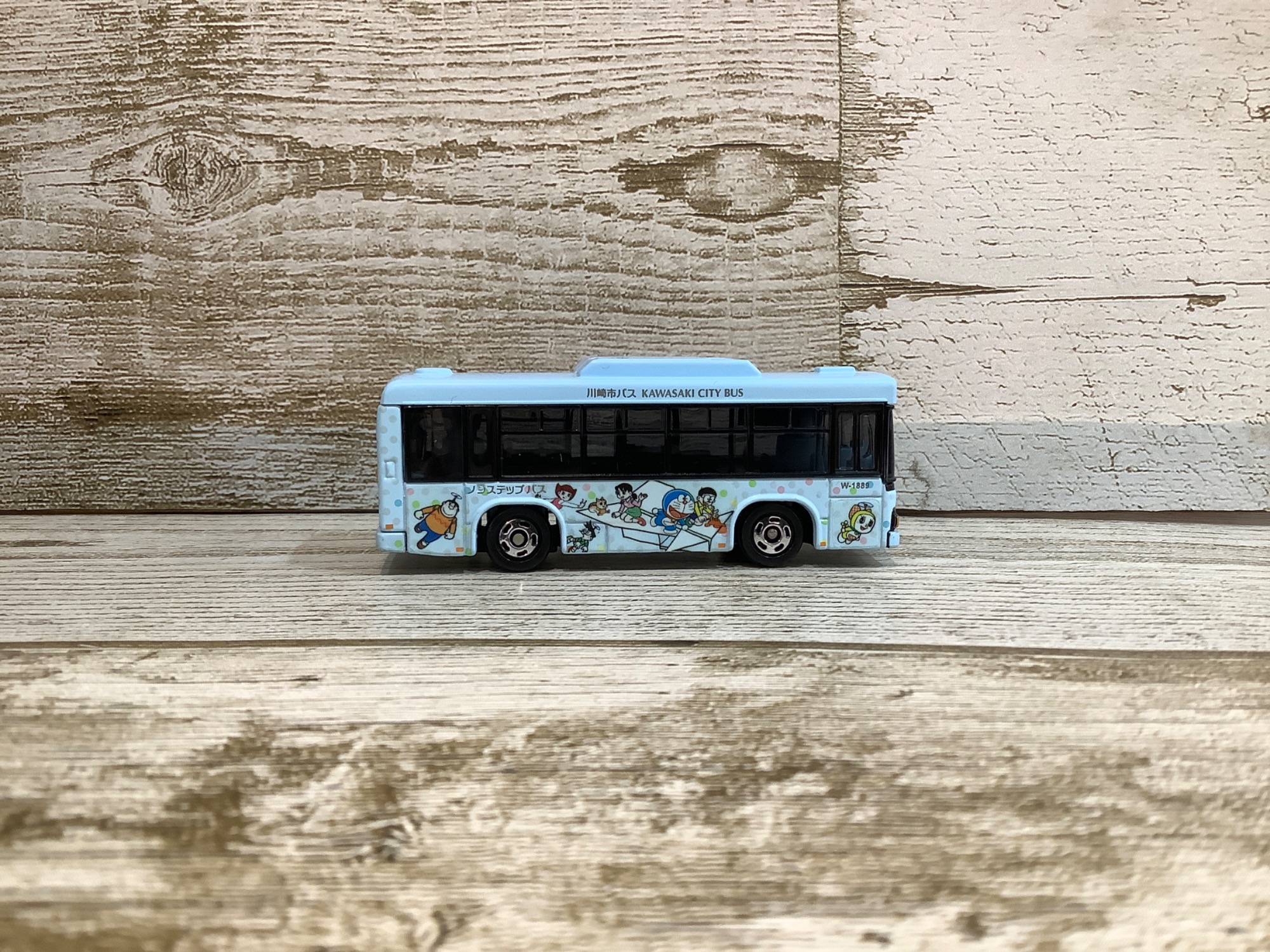 トミカ『いすゞエルガ 川崎市交通局 ドラえもん号』を買取入荷致しまし