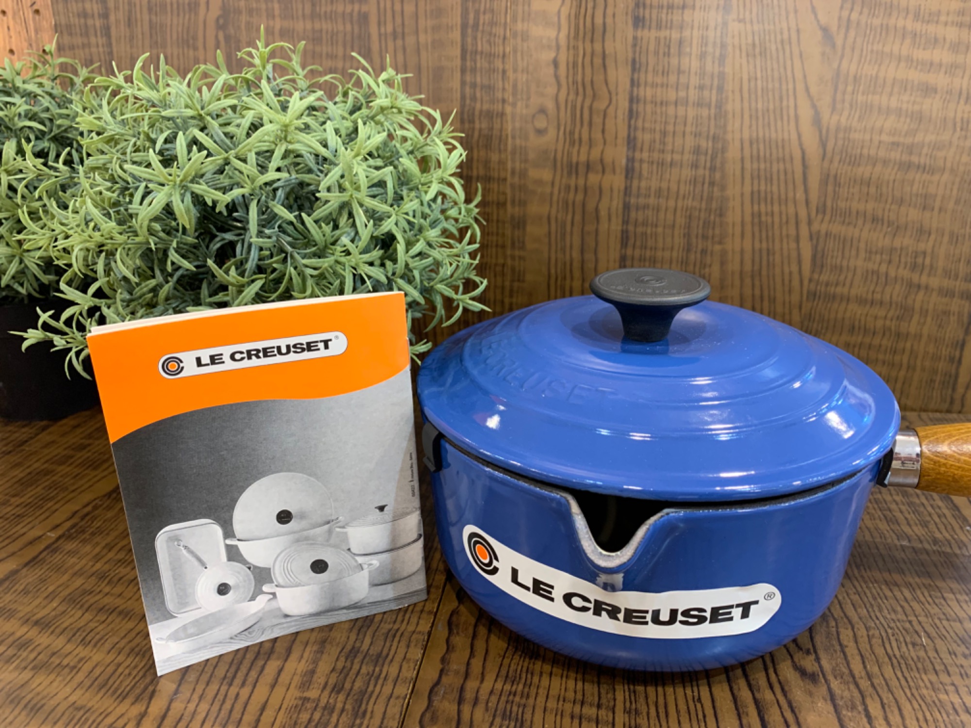 LE CREUSETの片手鍋 ウッドハンドル フランス製 廃盤 買取入荷致しまし