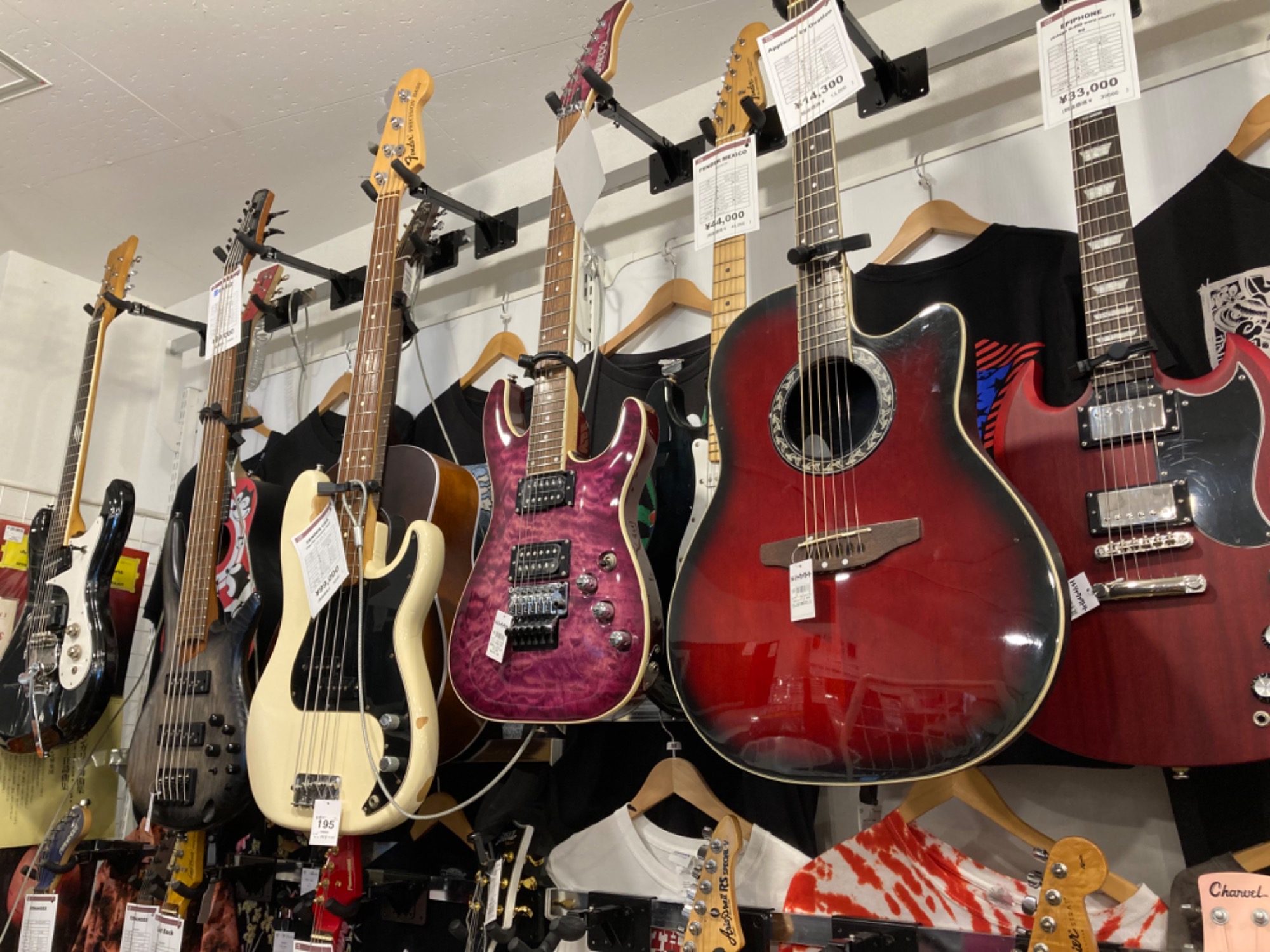mosrite(モズライト) エレキギター 『AVENGER/アベンジャー』 を