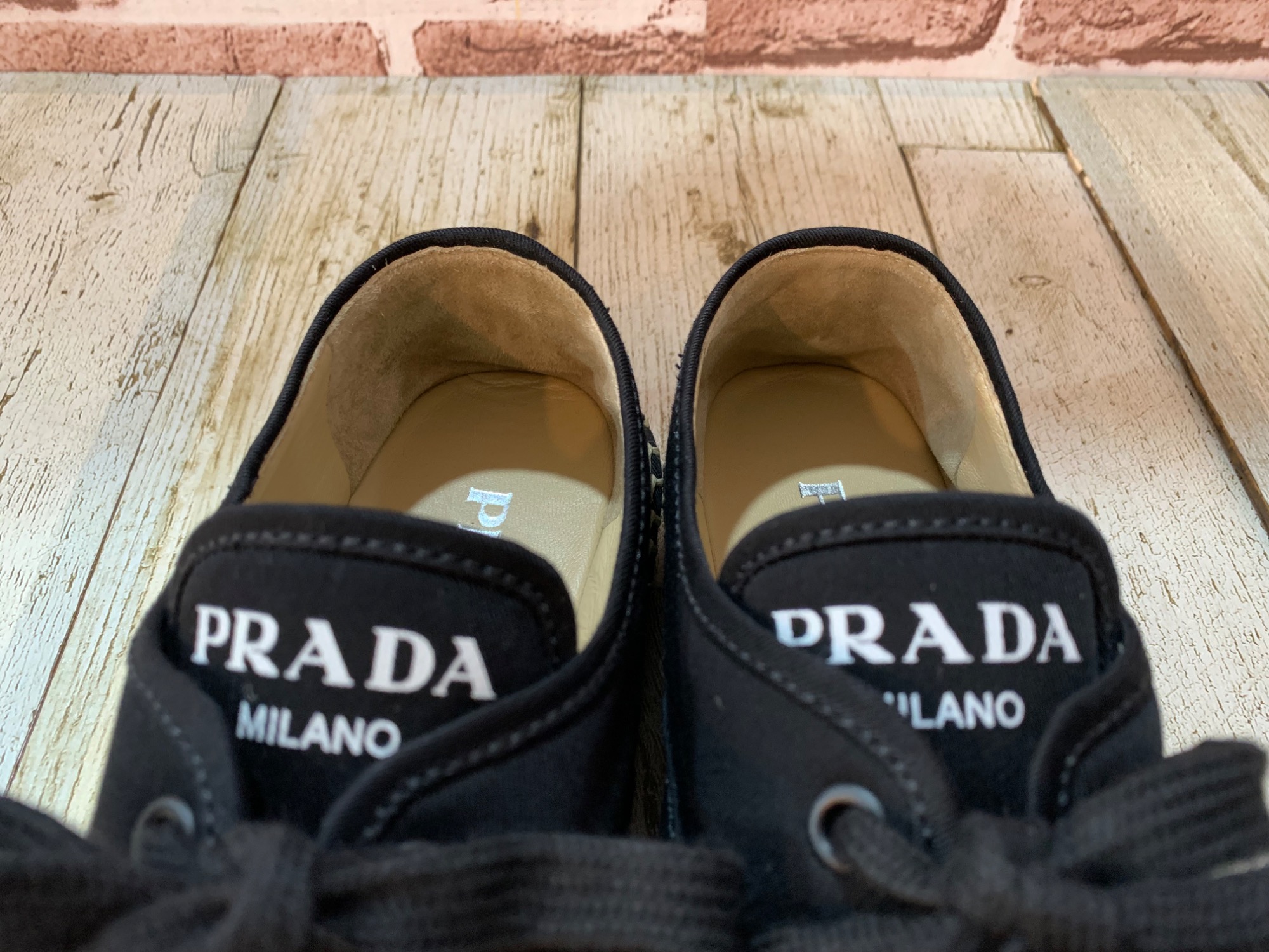 PRADA(プラダ) エスパドリーユのご紹介です！｜2024年12月28日