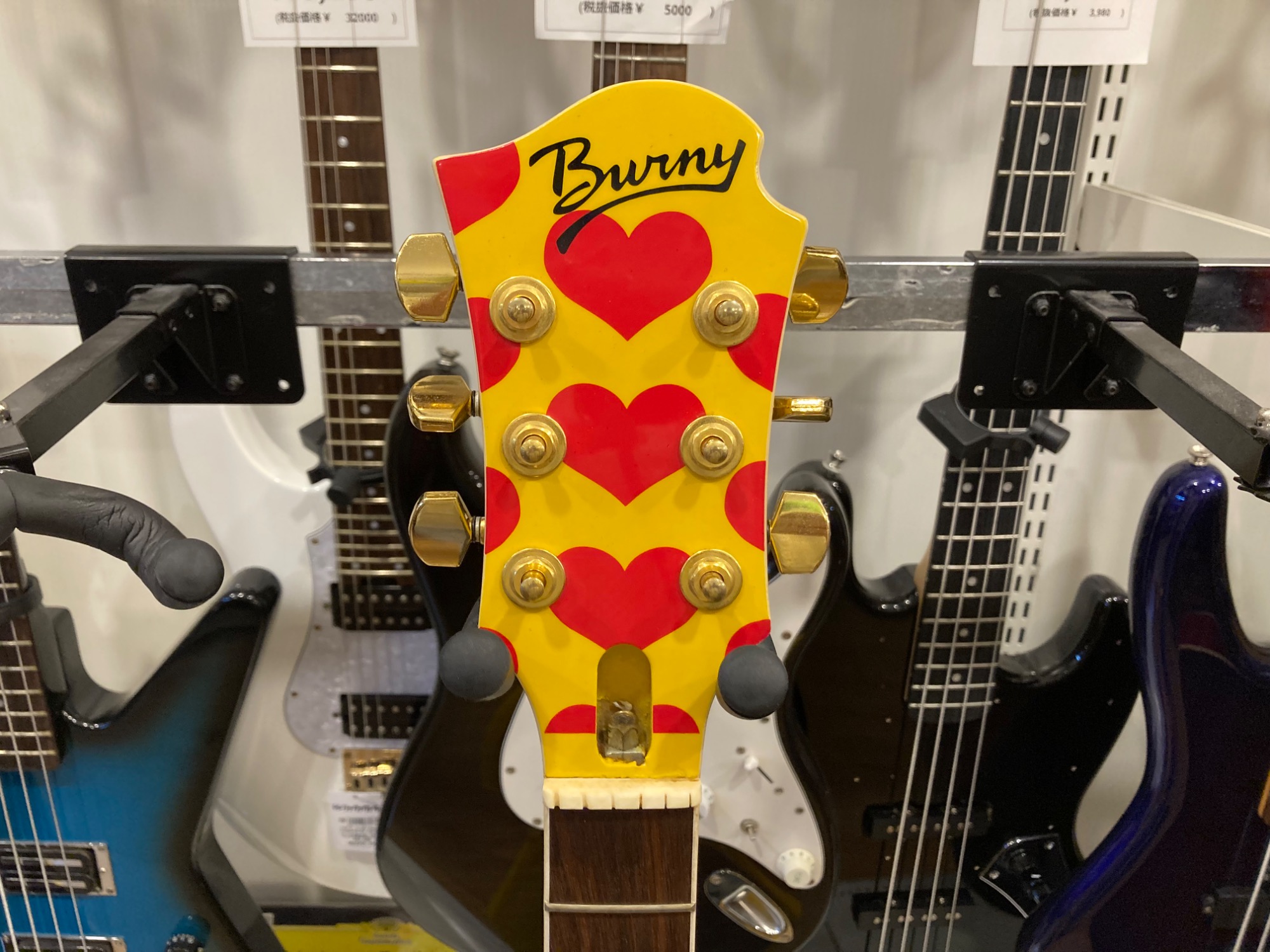 Bruzze エレキギター イエロー ジャンク品 Bruzze エレキギター