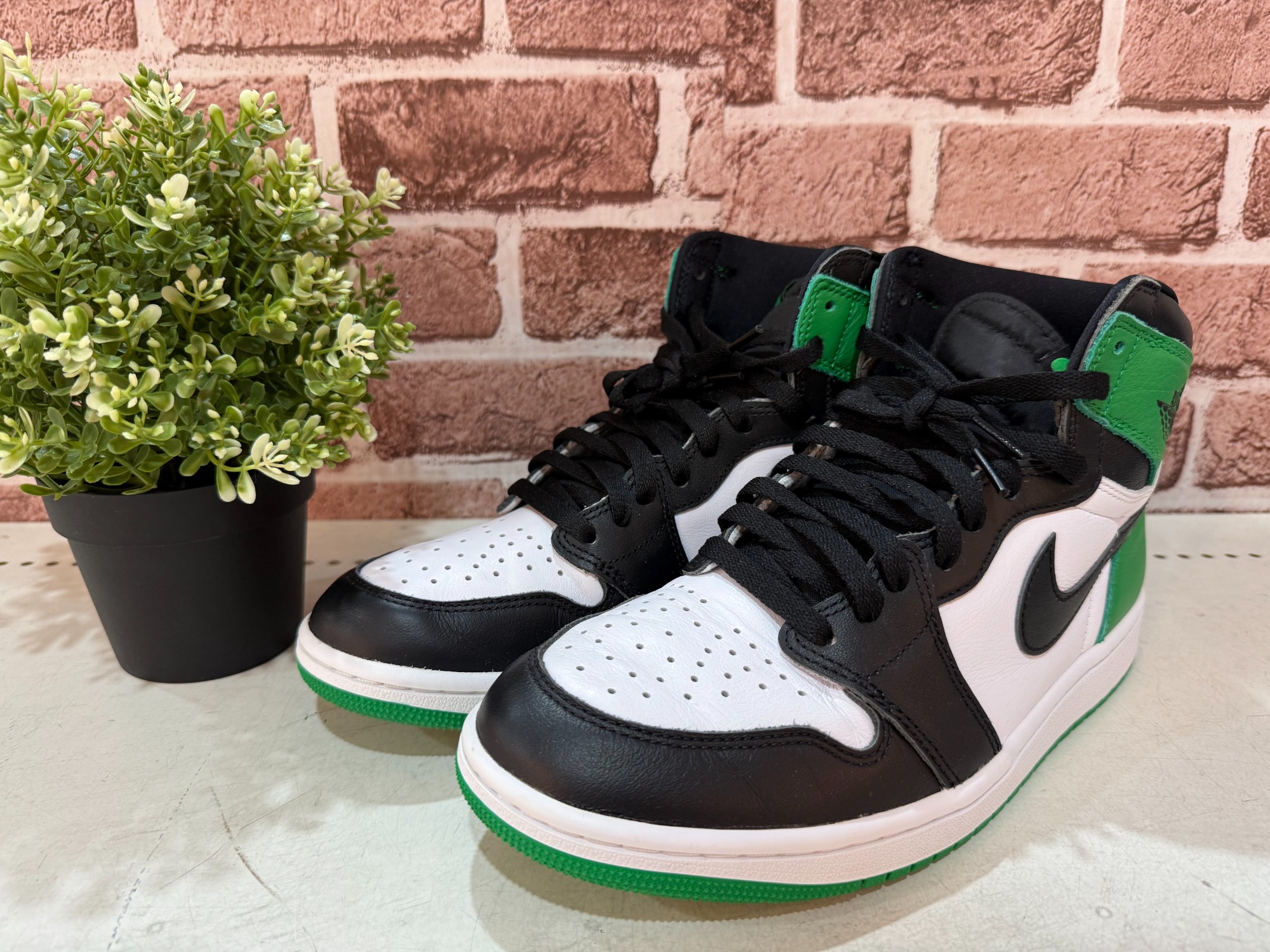 NIKE スニーカー Air Jordan 1 Retro High OG NIKE スニーカー Air Jordan 1 Retro High OG