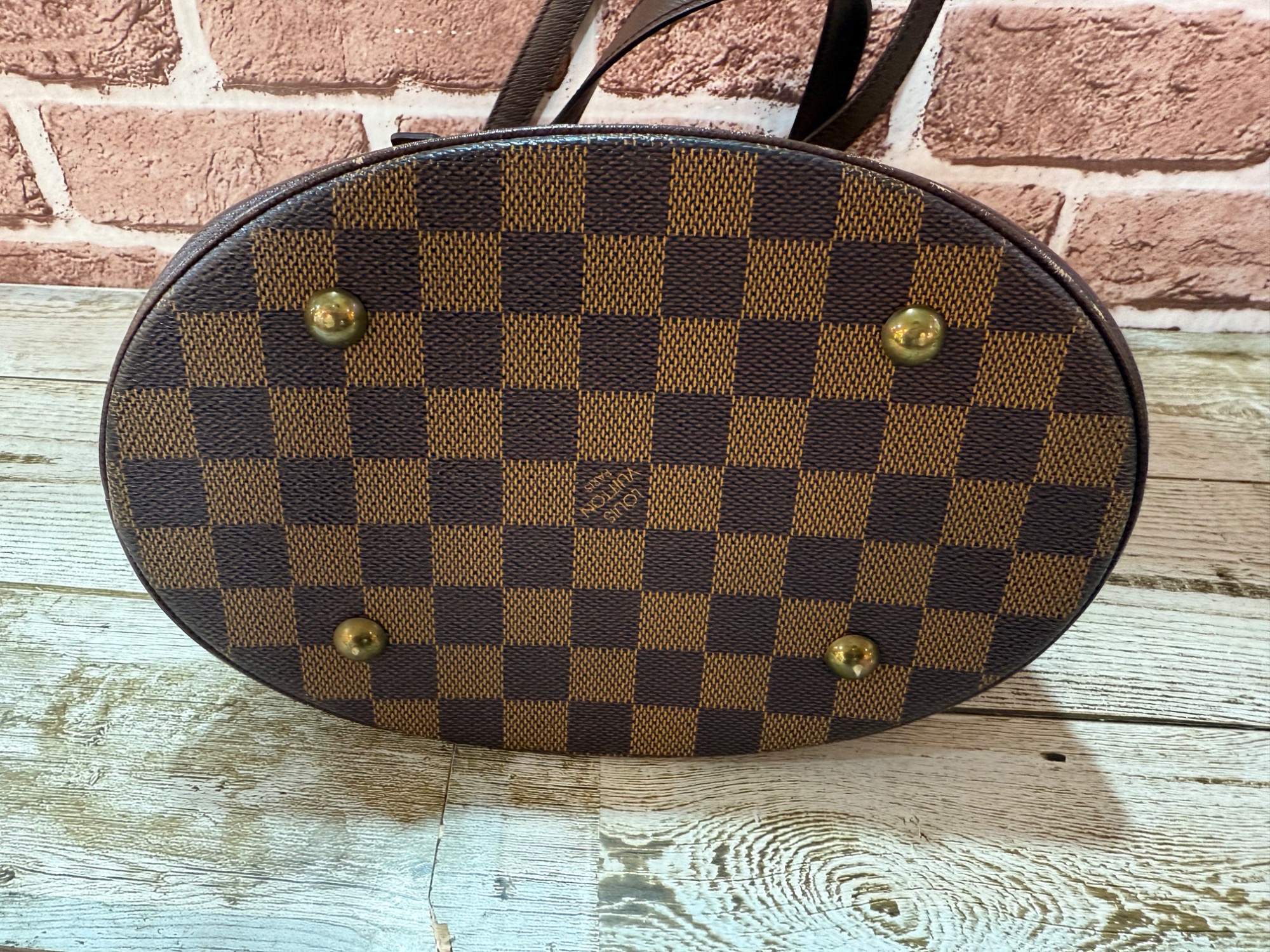 LOUIS VUITTON (ルイ ヴィトン)マル バケツ型ショルダーバッグ LOUIS VUITTON (ルイ ヴィトン)マル バケツ型ショルダーバッグ