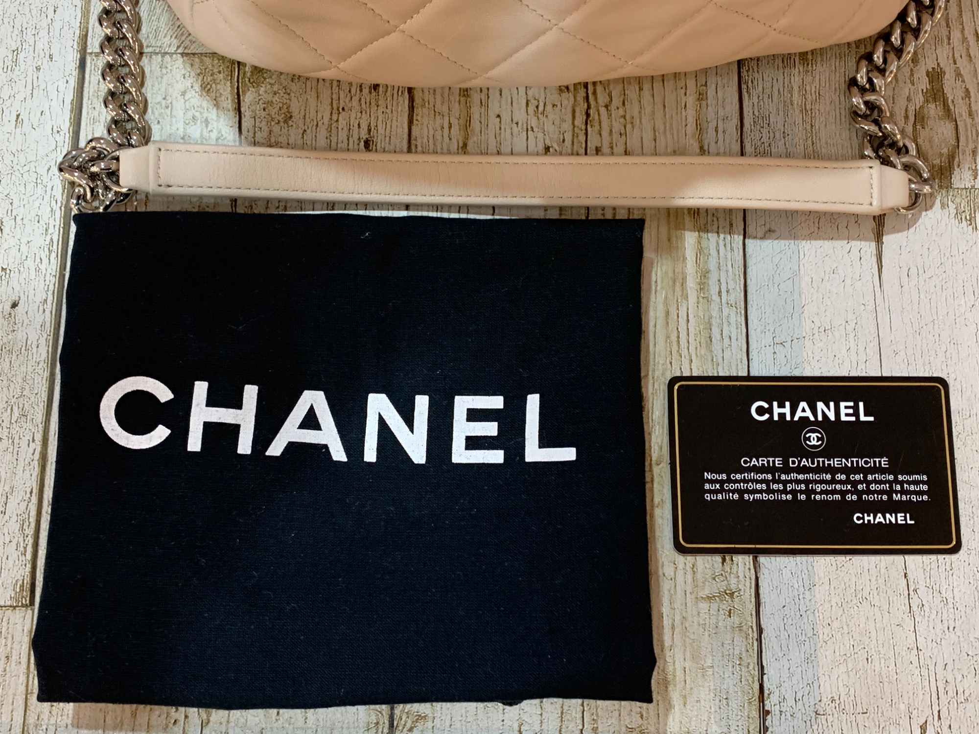 ⭐CHANEL⭐巾着ショルダーバッグココマーク※●即購入される方10000円引き CHANEL(シャネル)巾着チェーンショルダーバックのご紹介！！！ご来店
