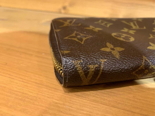 財布