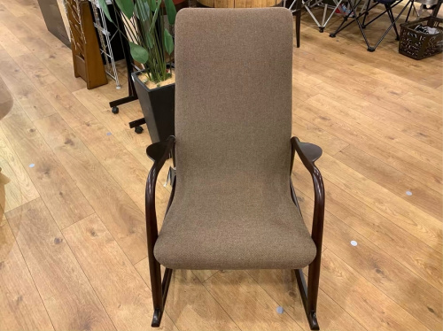 いちおし特選家具の大塚家具